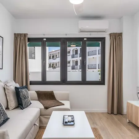 Ventura Next To The *