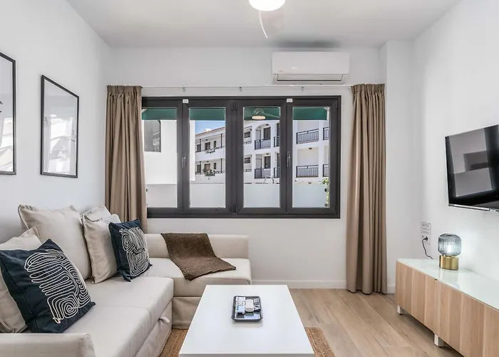 Ventura Next To The *